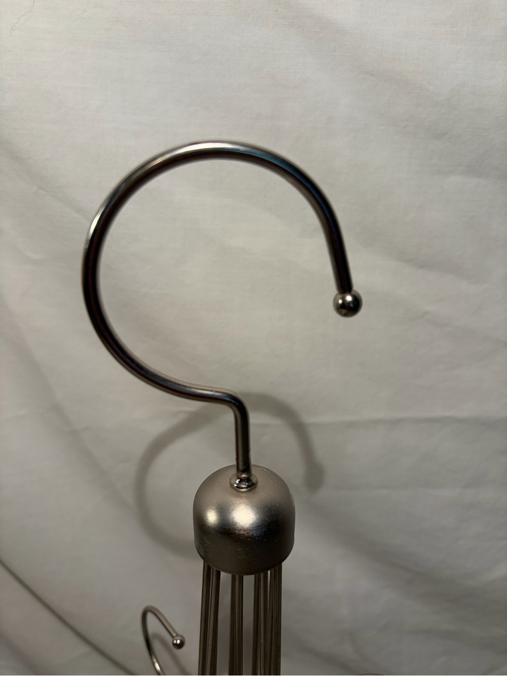 Metal Multi-Hook Hanging belt/Jewelry /clothes Organizer - Silver - Picture 4 of 5